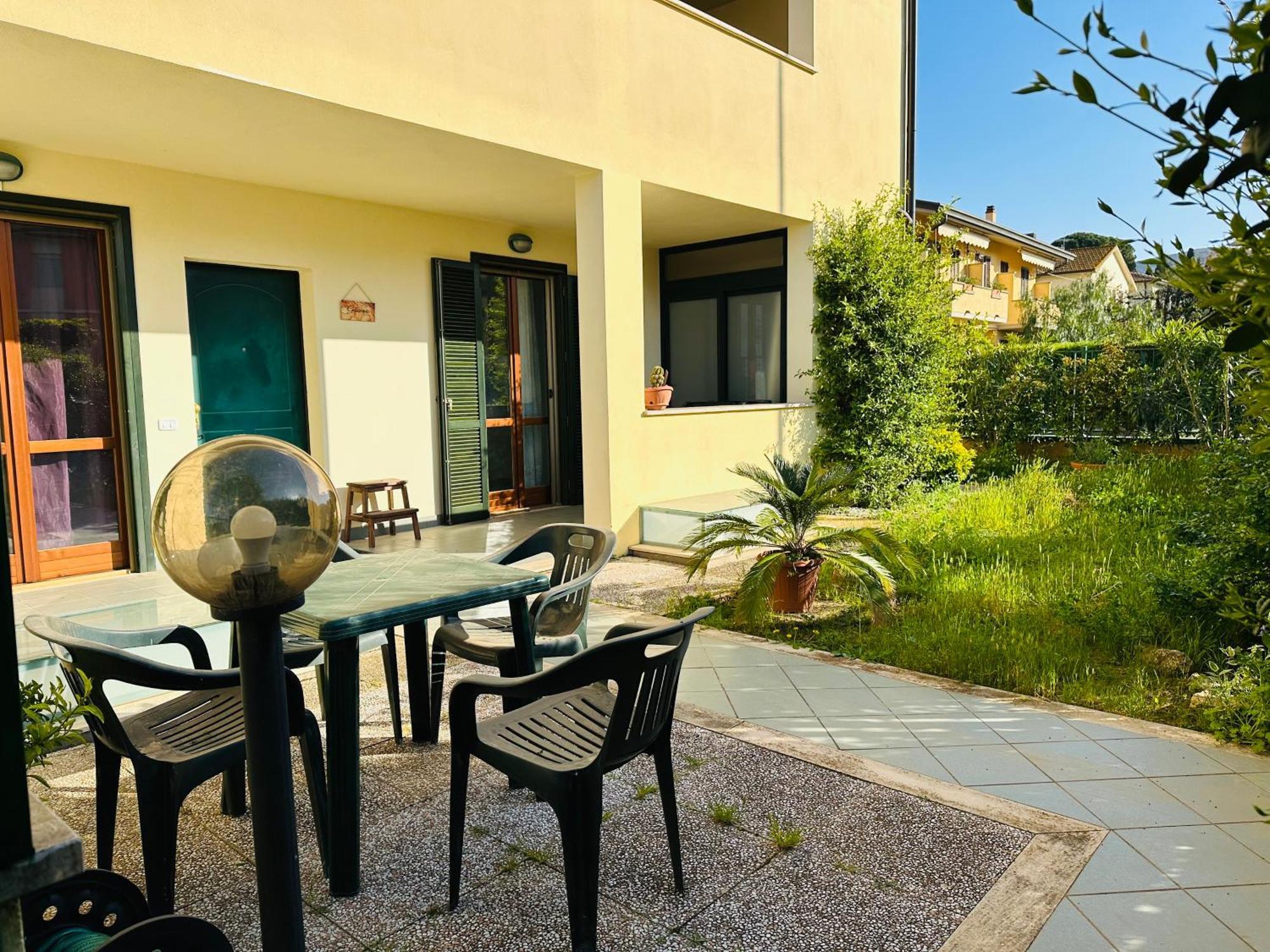 Вилла Residenza L'Ulivo Альберезе Экстерьер фото